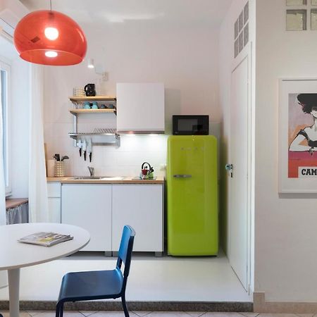 Xenia Apartments - Stylish Colorful Apt- Upbeat & Well-Connected Area Milano Eksteriør bilde