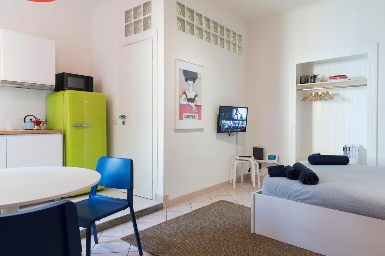 Xenia Apartments - Stylish Colorful Apt- Upbeat & Well-Connected Area Milano Eksteriør bilde